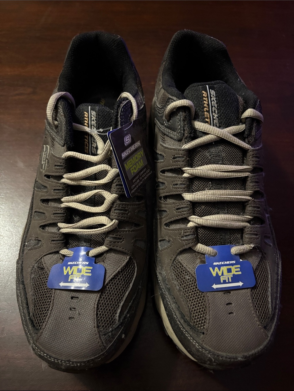 Skechers Size 12 Wide Fit Men's Black and Gray Athletic Sneakers